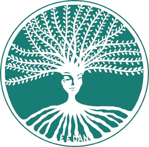 Arbre stylisé avec visage humain